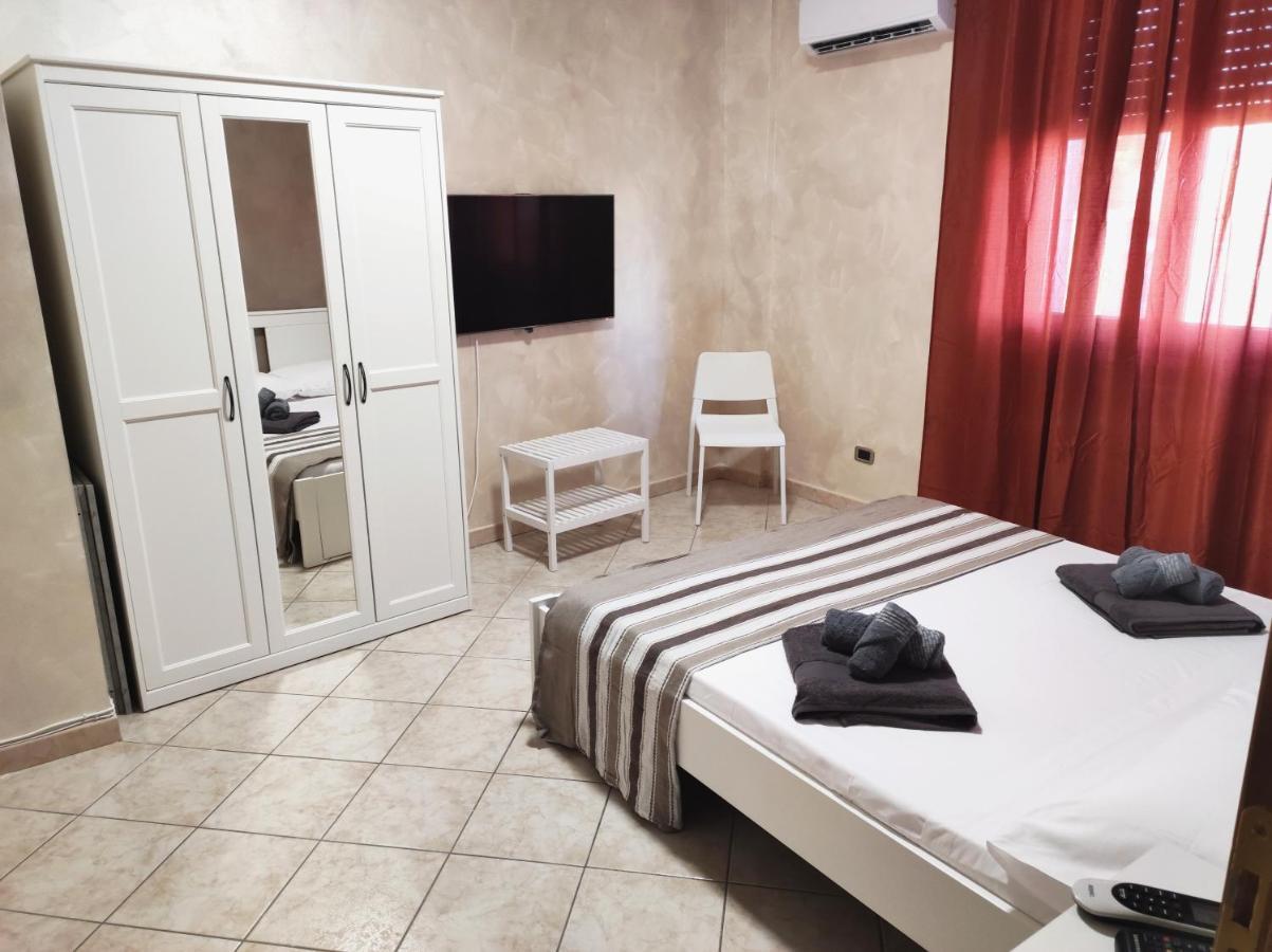 Alloggio Alfa - Central Apartment Civitavecchia Exterior photo